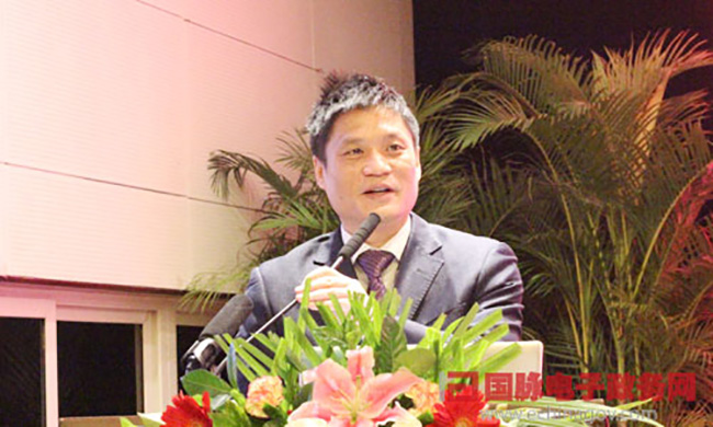 球速体育互联董事长、首席研究员 杨冰之