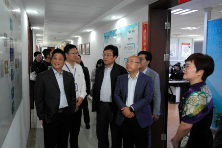 浙江省政协副主席周国辉一行莅临舟山球速体育考察指导